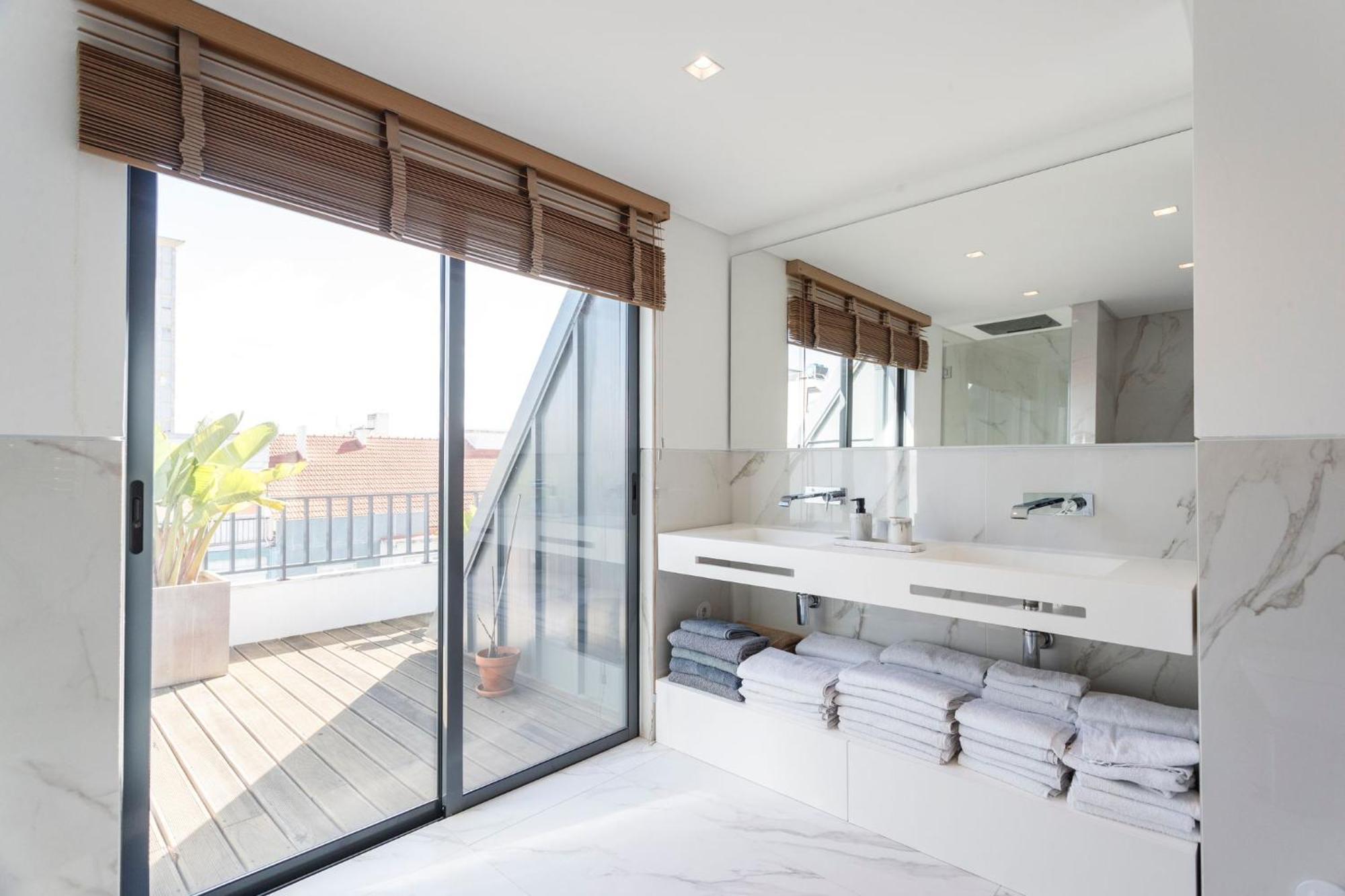 Luxury Suite With Balcony And Shared Accommodation In The Parque Eduardo VII Area Lisboa Exterior foto